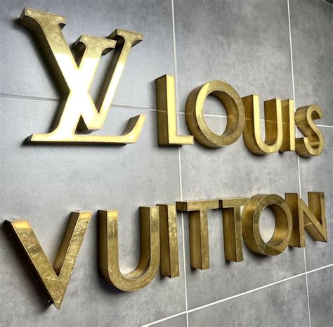 segni di una louis vuitton originale|check my Louis Vuitton logo.